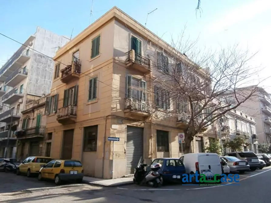 Immagine 1 di Palazzo in vendita  a Messina