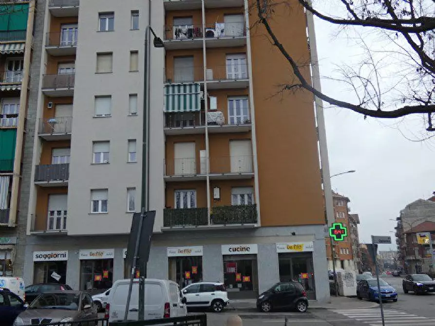 Immagine 2 di Appartamento in vendita  96 a Torino