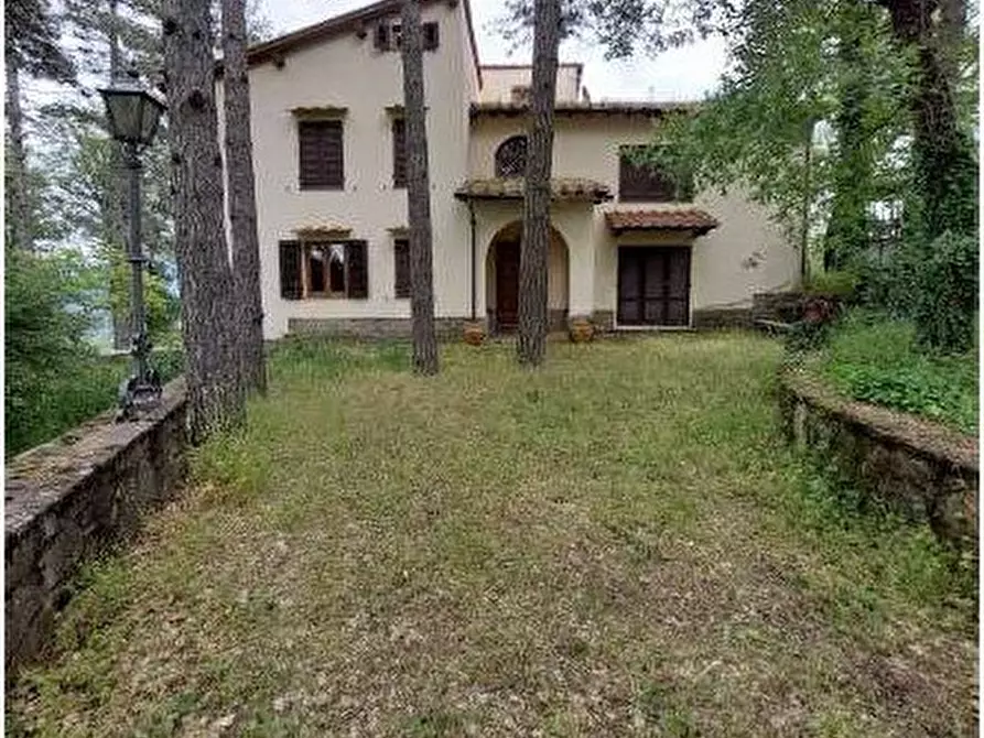 Immagine 1 di Villa in vendita  1 a Rignano Sull'arno