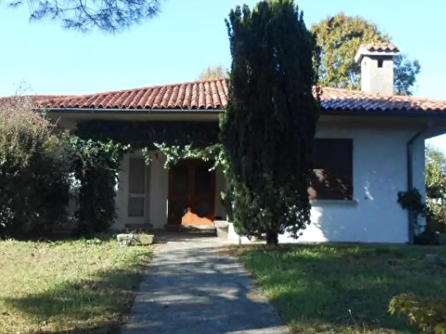 Immagine 1 di Villa in vendita  31 a Inzago