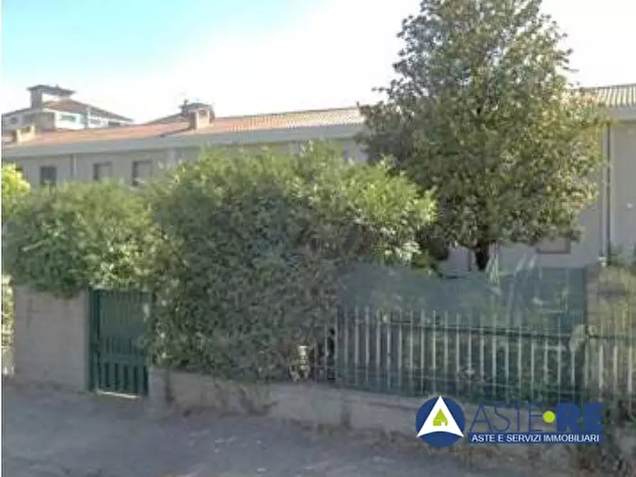 Immagine 1 di Villa in vendita  a Viterbo