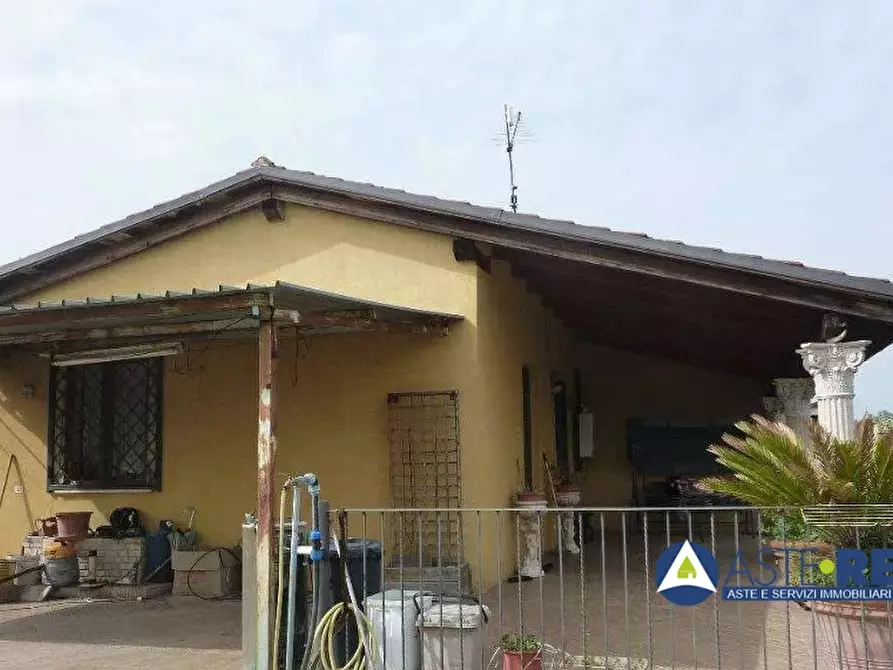 Immagine 1 di Villa in vendita  snc a Fabrica Di Roma
