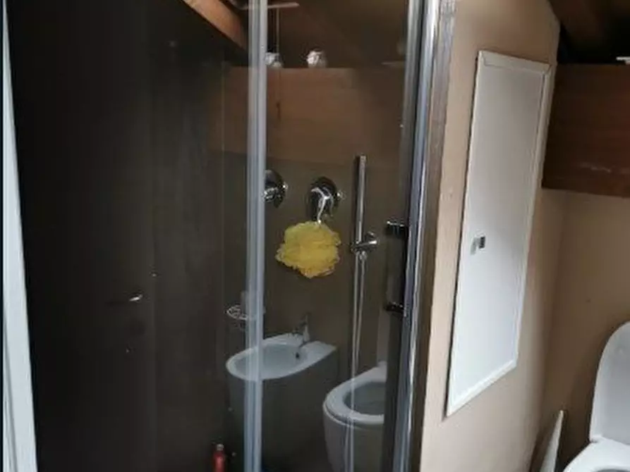 Immagine 6 di Villa in vendita  a Montefiascone