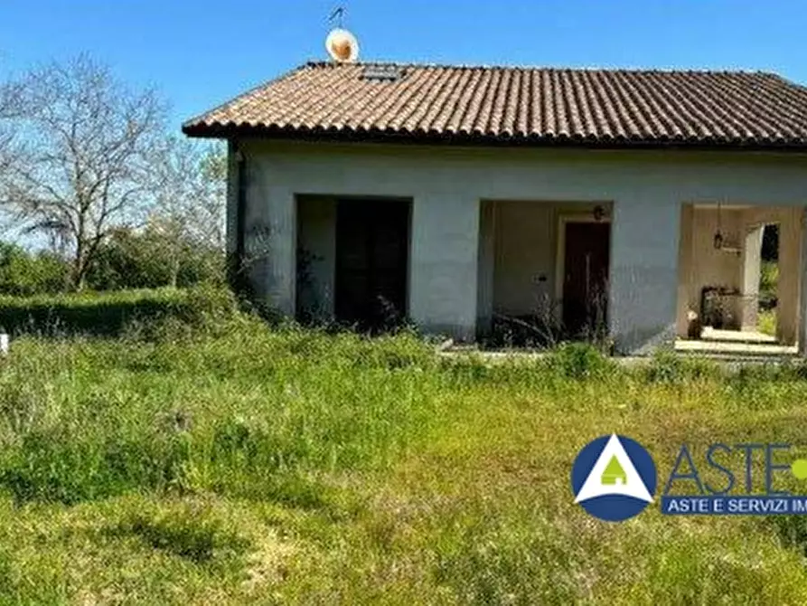 Immagine 6 di Villa in vendita  a Soriano Nel Cimino