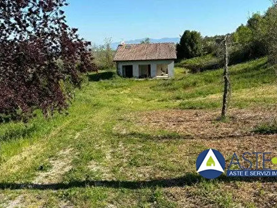 Immagine 3 di Villa in vendita  a Soriano Nel Cimino