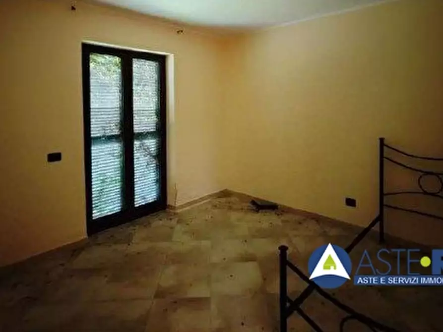 Immagine 10 di Villa in vendita  a Soriano Nel Cimino