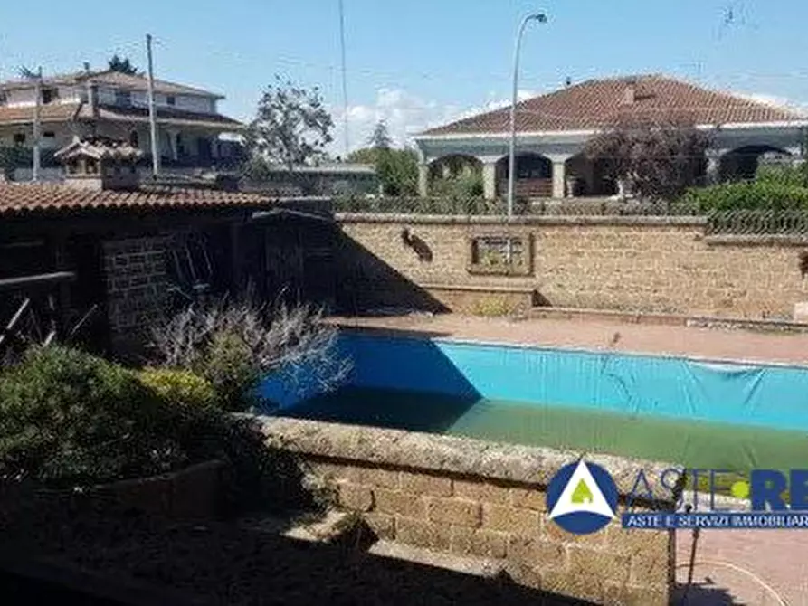 Immagine 5 di Villa in vendita  a Fabrica Di Roma