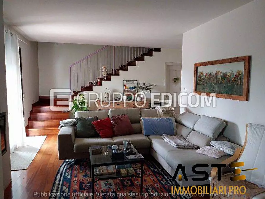 Immagine 6 di Villa in vendita  8/B a Borso Del Grappa