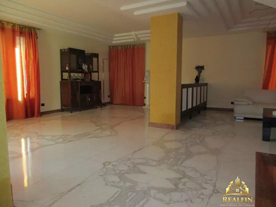 Immagine 1 di Villa in vendita  a Casalnuovo Di Napoli
