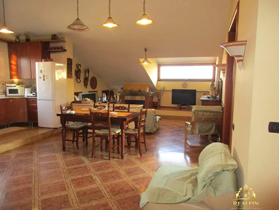 Immagine 6 di Villa in vendita  a Casalnuovo Di Napoli