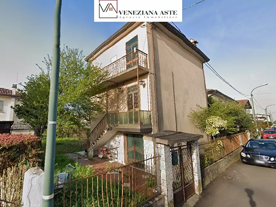 Immagine 1 di Villa in vendita  a Venezia