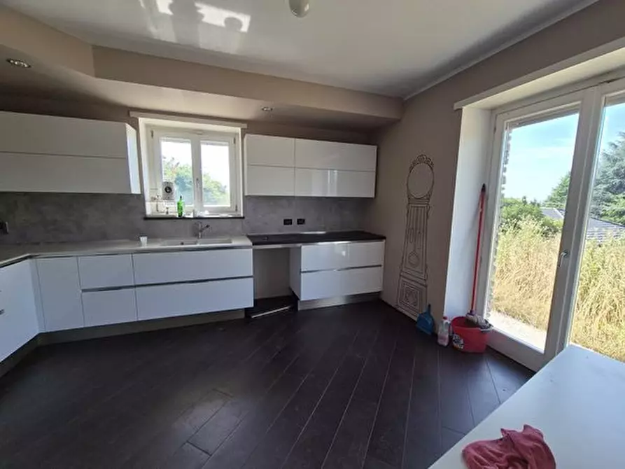 Immagine 7 di Villa in vendita  9 a Reano