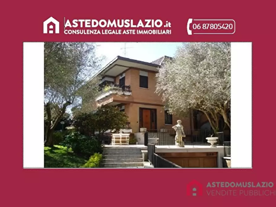 Immagine 1 di Villa in vendita  26 a Roma