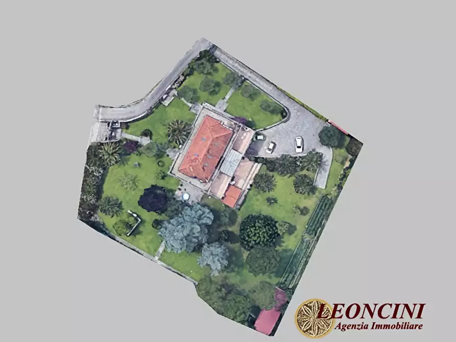 Immagine 6 di Villa in vendita  116 a Montignoso