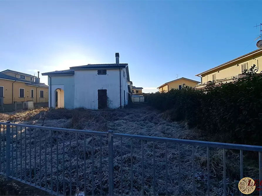 Immagine 3 di Villa in vendita  s.n.c. a Villafranca In Lunigiana