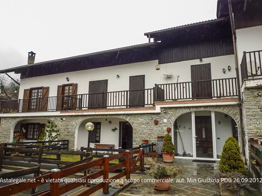 Immagine 2 di Appartamento in vendita  108/A a Oulx