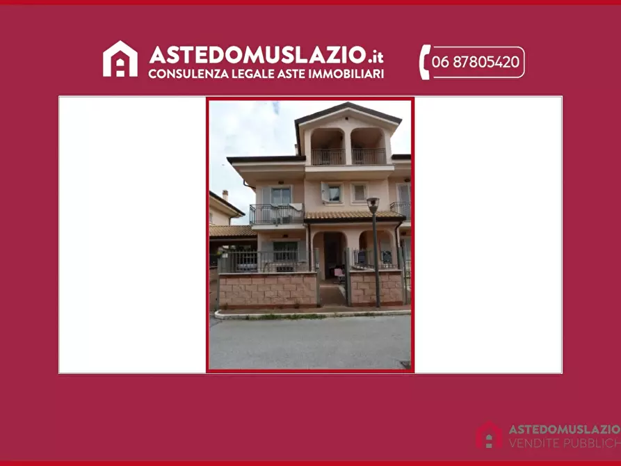 Immagine 1 di Villa in vendita  32 a Albano Laziale