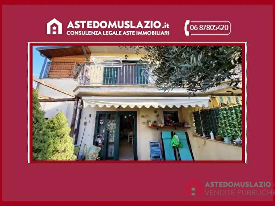 Immagine 1 di Villa in vendita  a Guidonia Montecelio