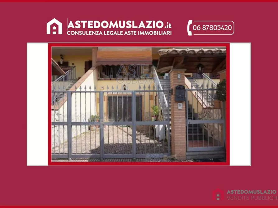 Immagine 1 di Villa in vendita  5 a Guidonia Montecelio