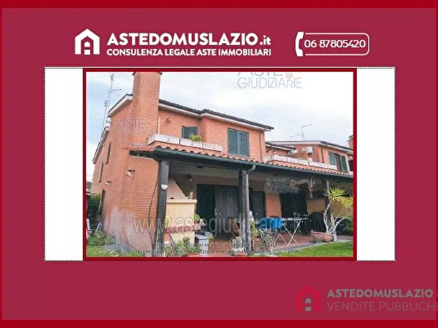 Immagine 1 di Villa in vendita  170 a Roma