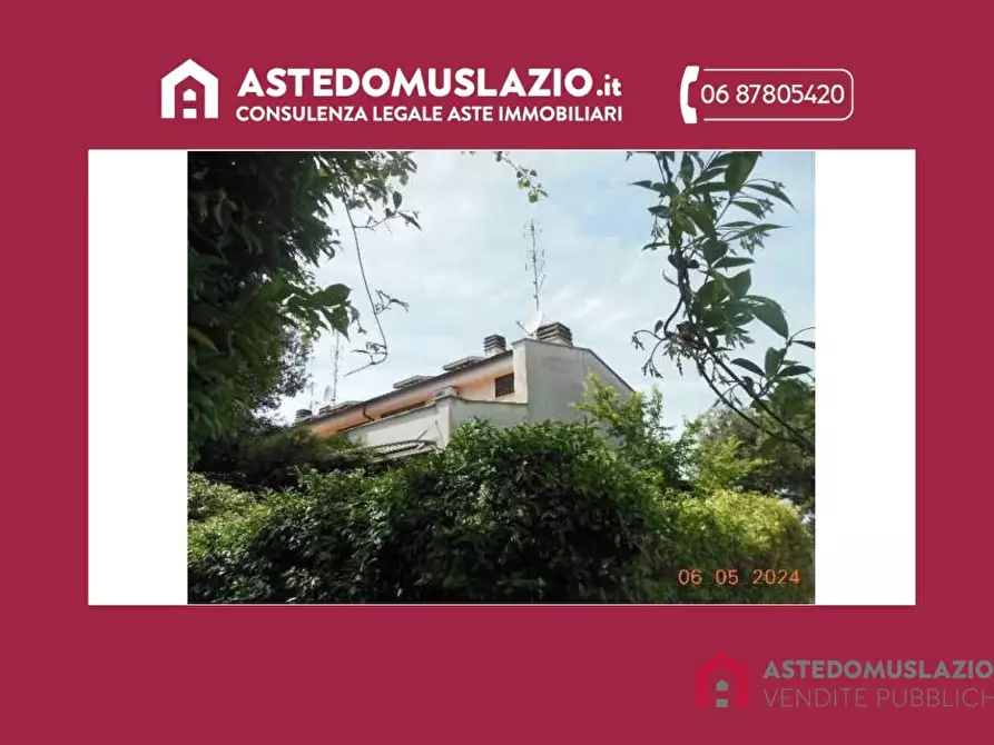 Immagine 1 di Villa in vendita  8 a Roma