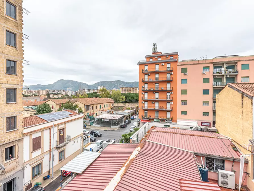 Immagine 4 di Appartamento in vendita  a Palermo