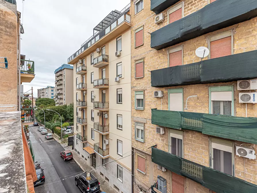 Immagine 5 di Appartamento in vendita  a Palermo