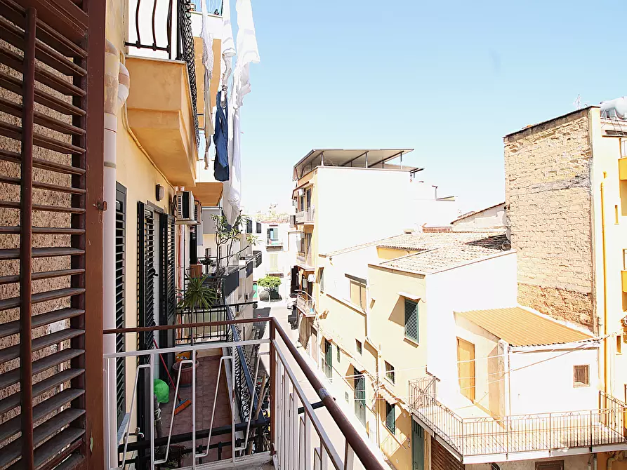 Immagine 9 di Appartamento in vendita  a Bagheria