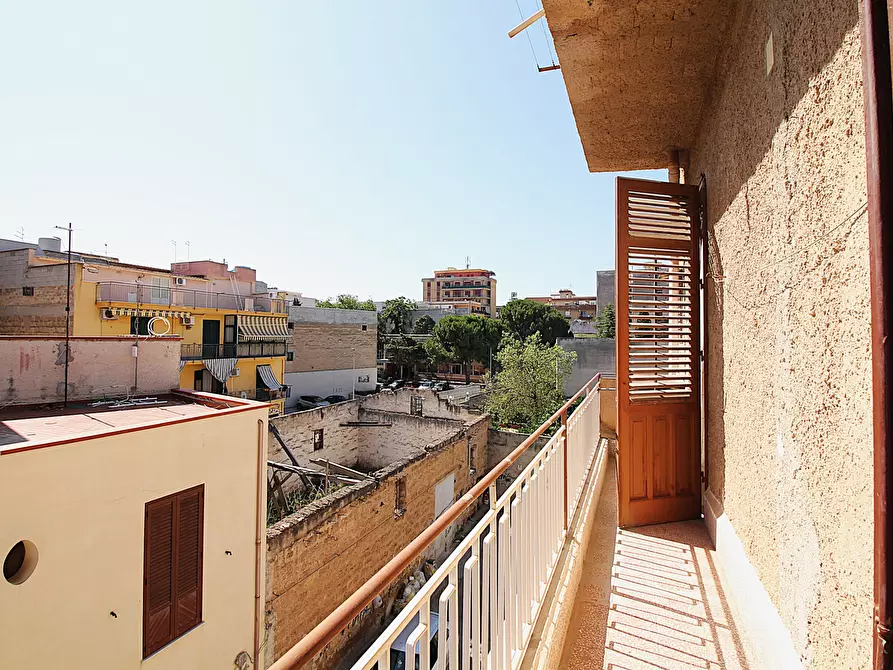 Immagine 10 di Appartamento in vendita  a Bagheria