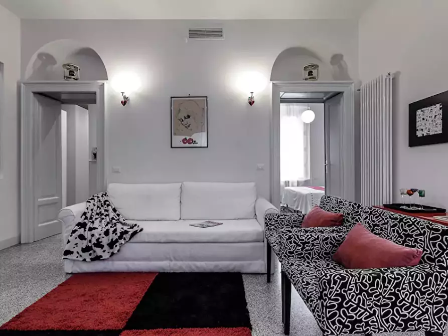 Appartamento in affitto in Via Lecco a Milano