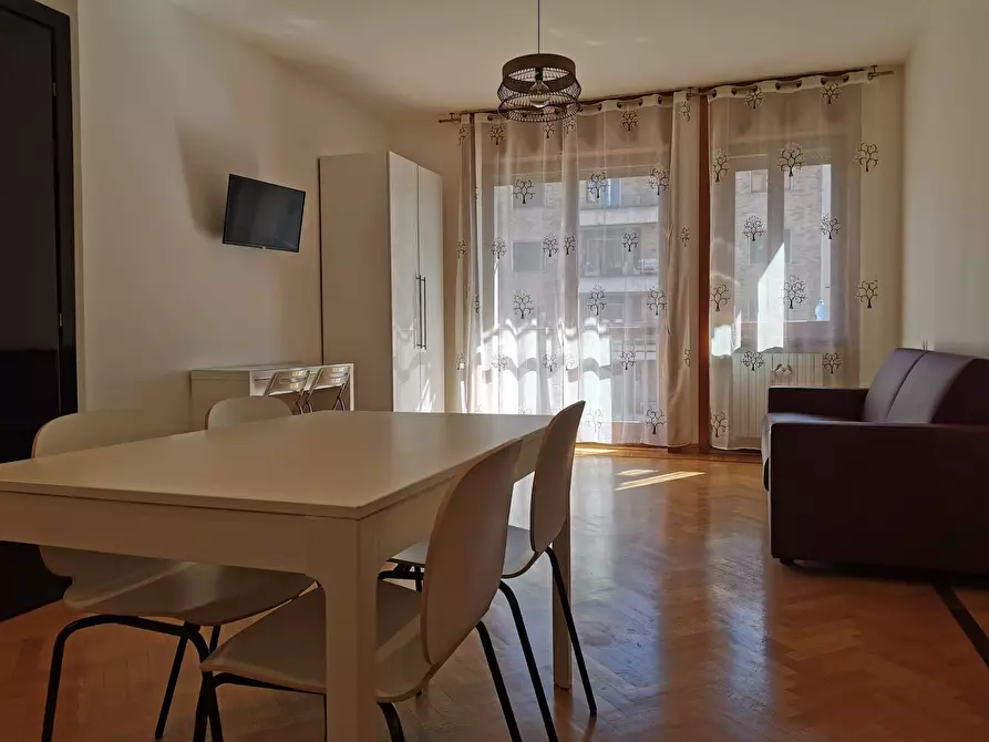 Appartamento in affitto in Via Giovan Battista Pergolesi a Milano