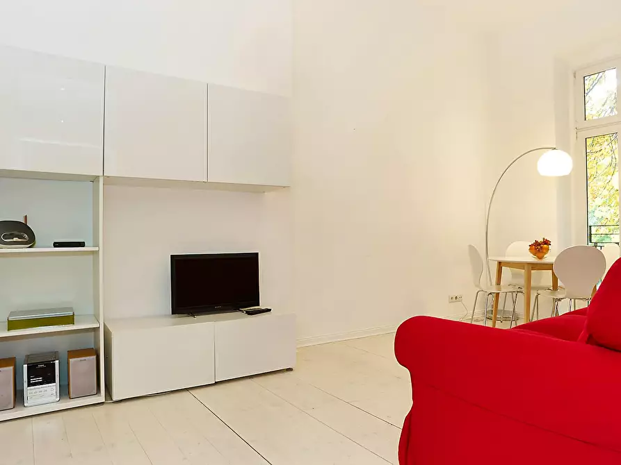 Immagine 7 di Appartamento in affitto  in Weimarer Straße a Berlin