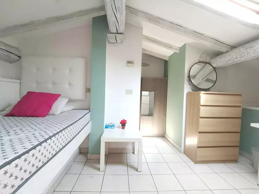 Immagine 9 di Camera in affitto  in Via Senese a Firenze