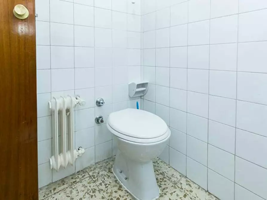 Immagine 10 di Camera in affitto  in Calle Pedro Antonio de Alarcón a Granada