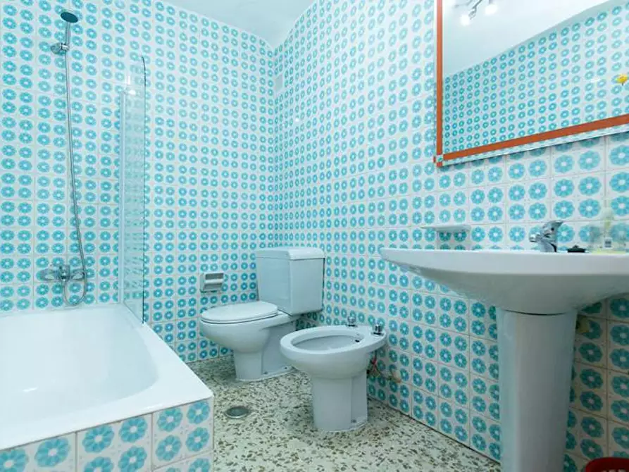 Immagine 5 di Camera in affitto  in Calle Pedro Antonio de Alarcón a Granada