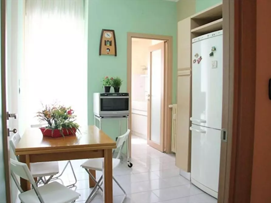 Immagine 3 di Camera in affitto  in Via Stendhal a Milano