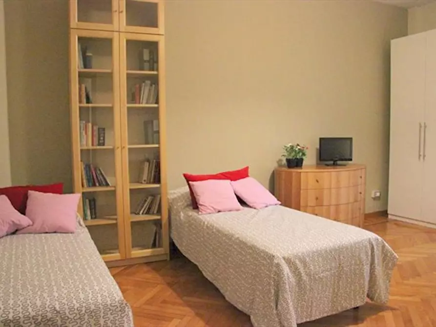 Immagine 1 di Camera condivisa in affitto  in Via Stendhal a Milano