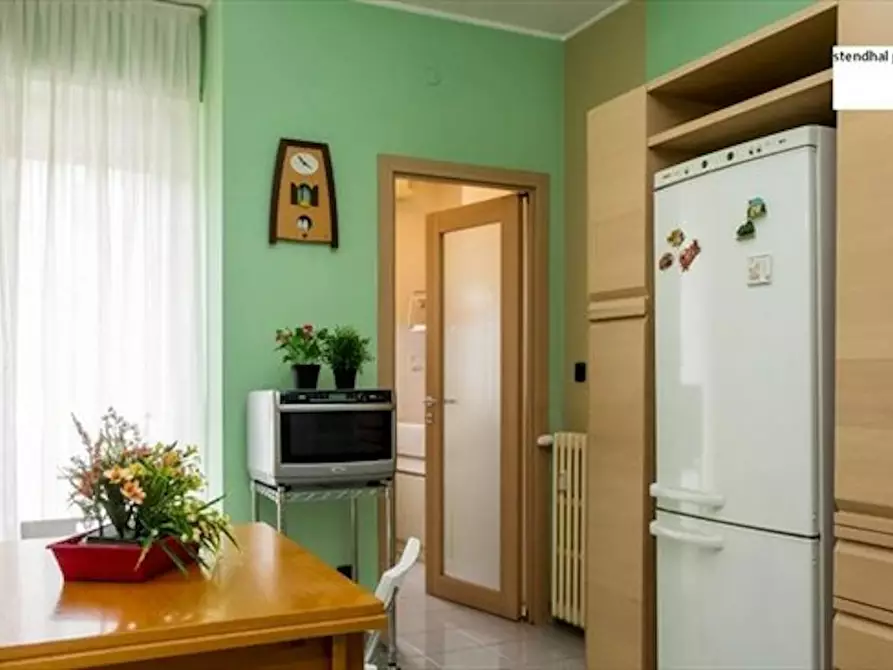 Immagine 3 di Camera in affitto  in Via Stendhal a Milano