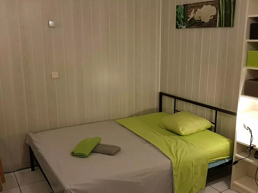 Immagine 1 di Appartamento in affitto  in Rue Mazagran a Bordeaux