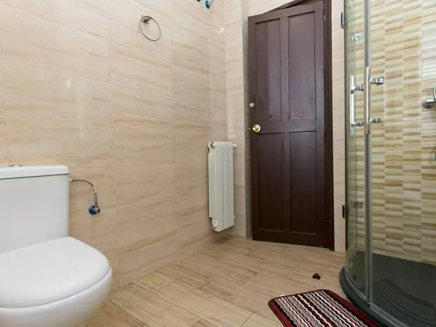 Immagine 6 di Camera in affitto  in Avenida de la Constitución a Granada