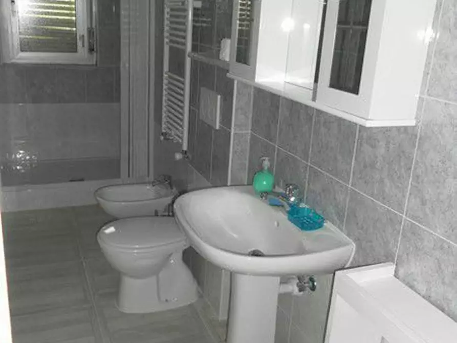 Immagine 4 di Camera in affitto  in Strada del Drosso a Torino