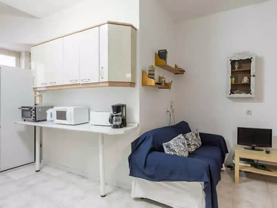 Immagine 7 di Camera in affitto  in Calle del Mesón de Paredes a Madrid