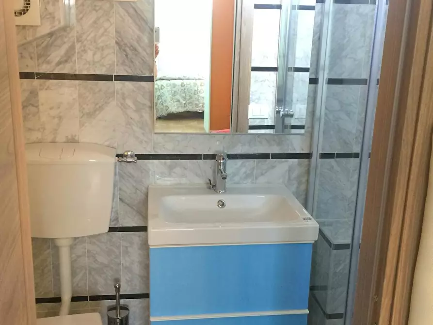 Immagine 8 di Camera condivisa in affitto  in Via San Zanobi a Firenze