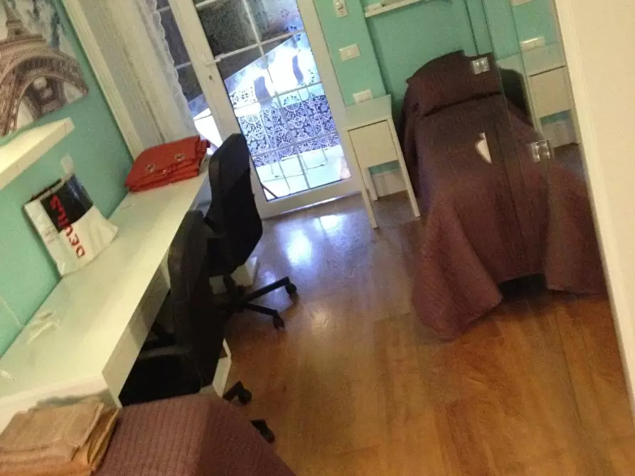 Immagine 10 di Camera condivisa in affitto  in Via San Zanobi a Firenze