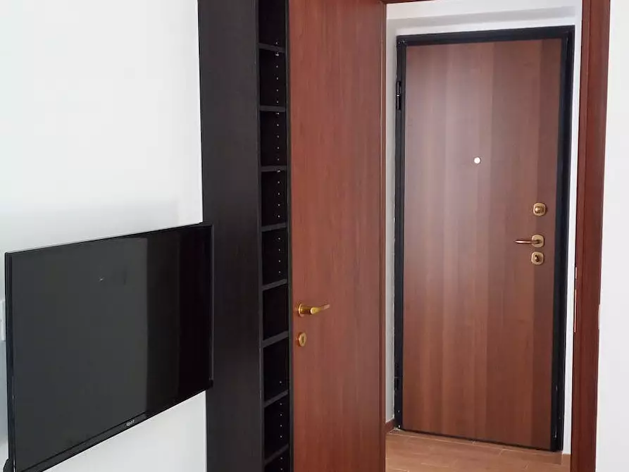 Immagine 10 di Appartamento in affitto  in Piazza Lodi a Roma