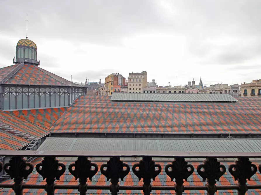 Immagine 5 di Camera in affitto  in Carrer Comercial a Barcelona