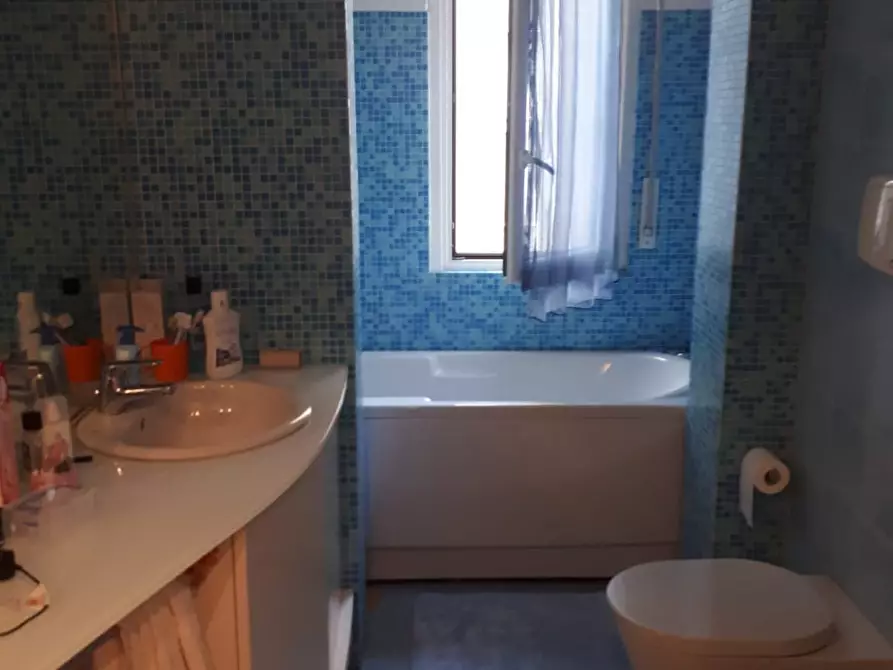 Immagine 4 di Camera in affitto  in Via Privata delle Primule a Milano