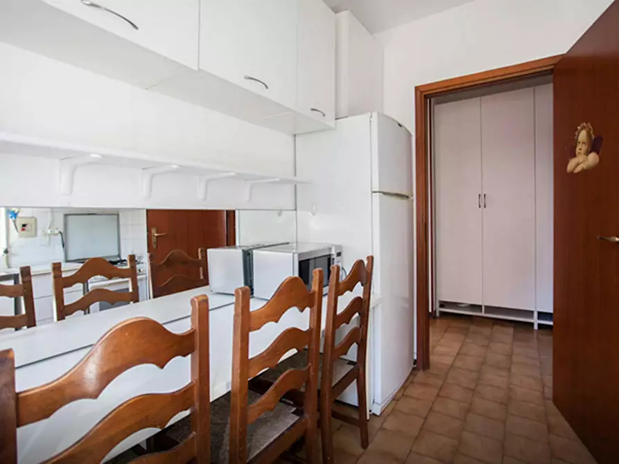 Immagine 10 di Camera in affitto  in Via dei Missaglia a Milano