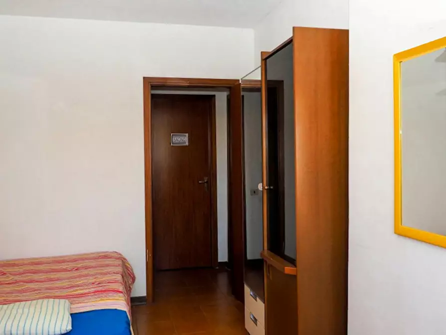 Immagine 2 di Camera in affitto  in Via dei Missaglia a Milano