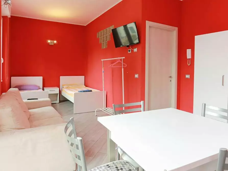 Immagine 1 di Appartamento in affitto  in Via Bordighera a Milano